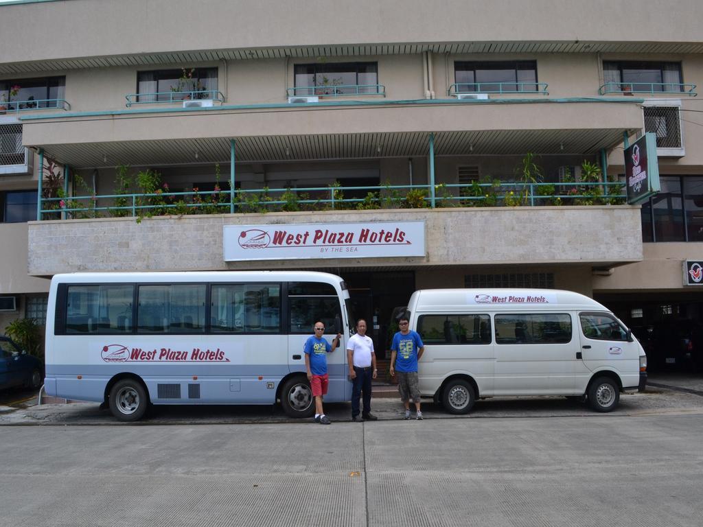 เวสต์ พลาซ่า มาลากัล โฮเต็ล Hotel โครอร์ ภายนอก รูปภาพ